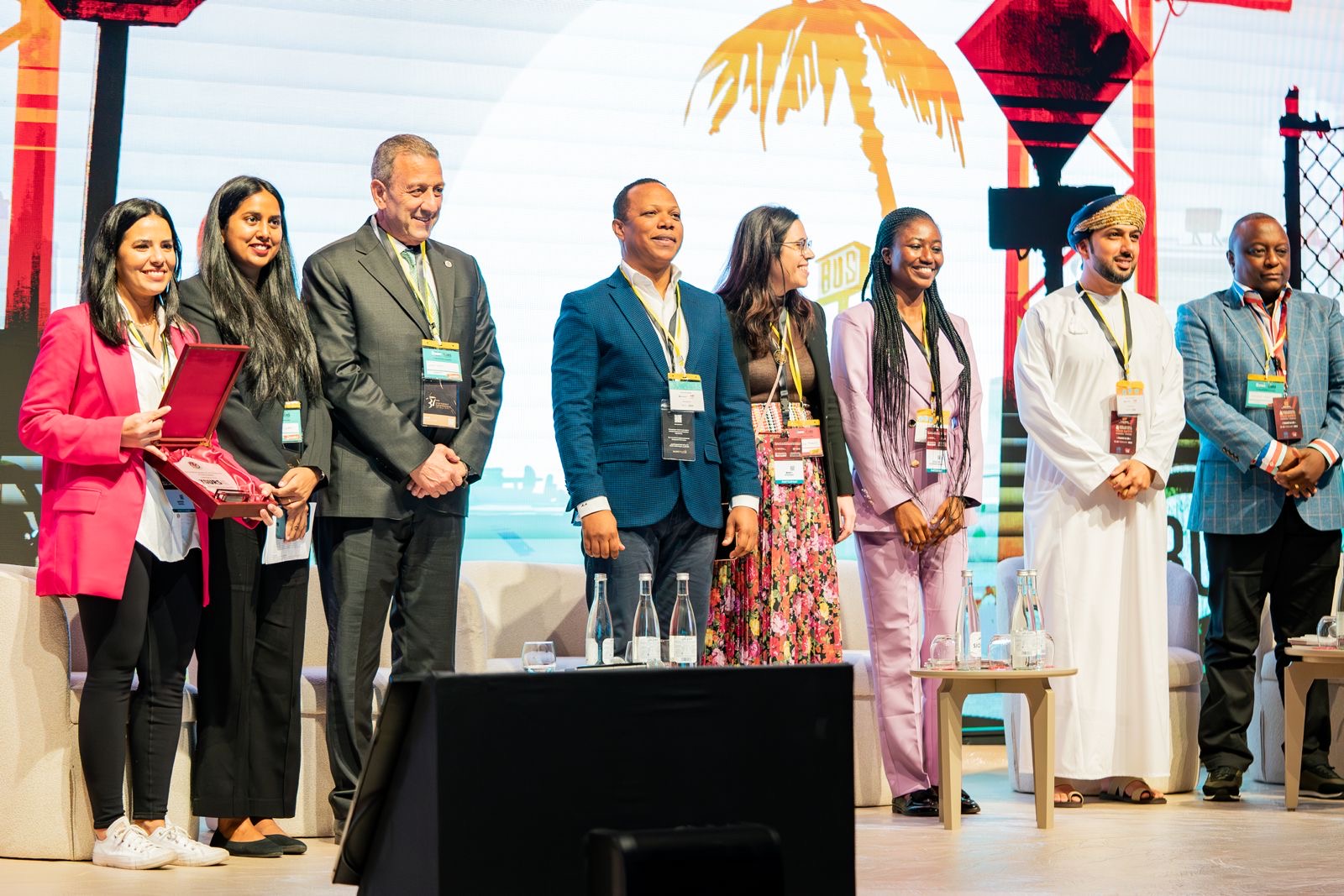 Milton Morrison, director del INTRANT, junto con los invitados internacionales durante la IV Conferencia Ministerial sobre Seguridad Vial en Marruecos