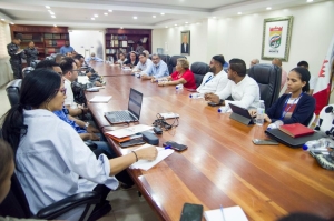 Intrant coordina soluciones de seguridad vial con alcaldía y munícipes de Santo Domingo Norte