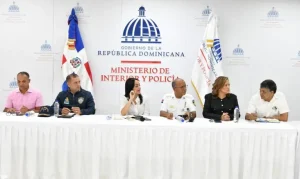Interior-y-Policia-Intrant-y-alcaldias-del-Gran-Santo-Domingo-coordinan-estrategia-para-regularizar-paradas-de-motoconchistas-y-fortalecer-la-seguridad-ciudadana